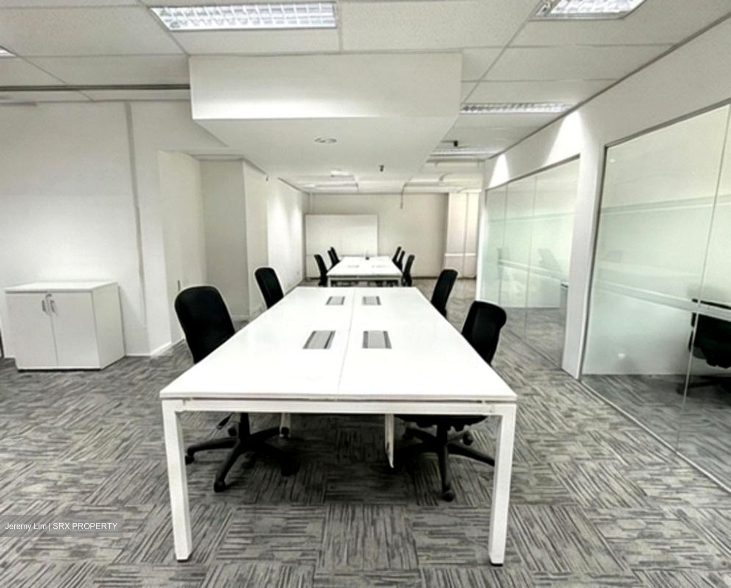 Robinson 112 (D1), Office #528916331